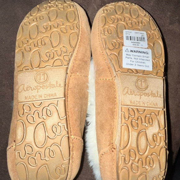 KIDS MOCCASIN SLIPPERS SIZE 11 - Picture 2 of 5